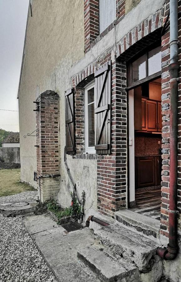 Maison De Campagne Villa La Celle-Saint-Cyr Exterior photo